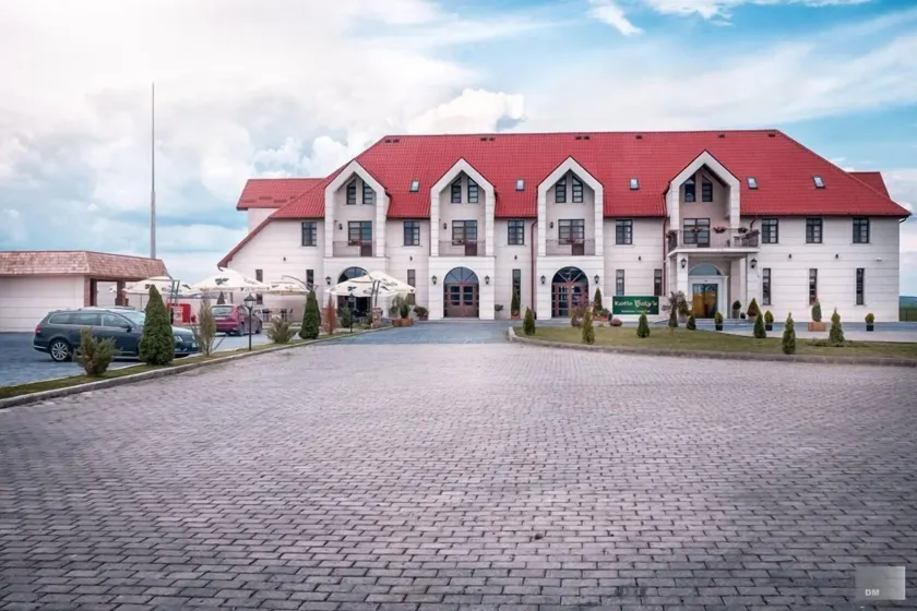 Frontier Europe Hotels Group - Image 1