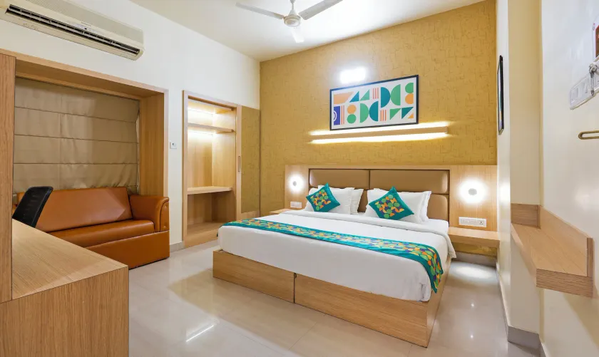 Treebo Premium Nestlay Rooms Nungambakkam - Image 1
