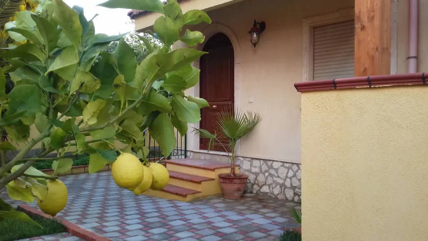 Villa Rahal - Image 1