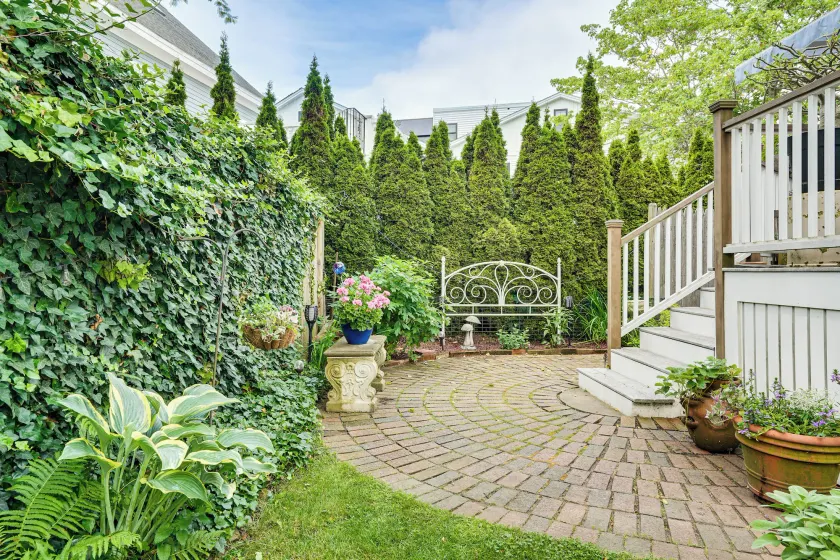 North Shore Townhome: 1 Mi to Singing Beach! - Image 1
