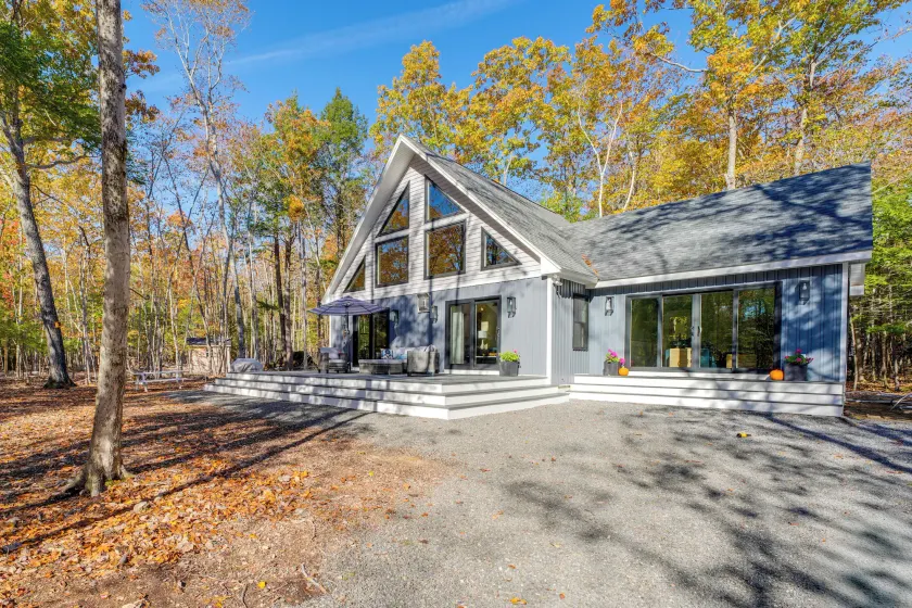 'valhalla': Family Home on Frye Island w/ Golf! - Image 1