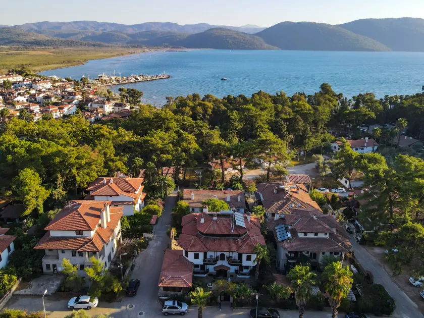 Liya Boutique Hotel & Suites - Image 1