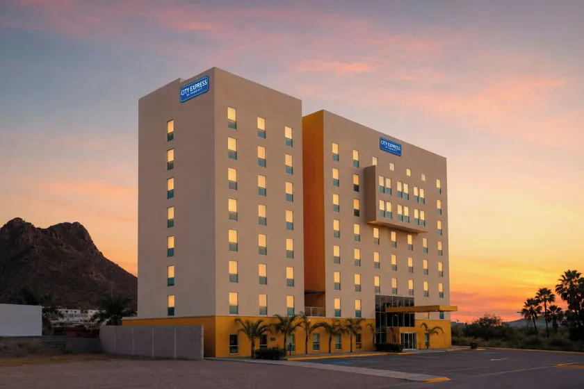 City Express by Marriott Guaymas - Image 1