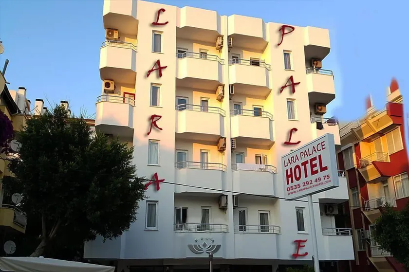 Lara Palace Hotel - Image 1