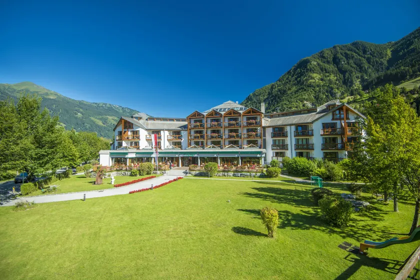 Hotel Das Gastein - ganzjährig inklusive Alpentherme Gastein & Sommersaison inklusive Gasteiner Bergbahnen - Image 1