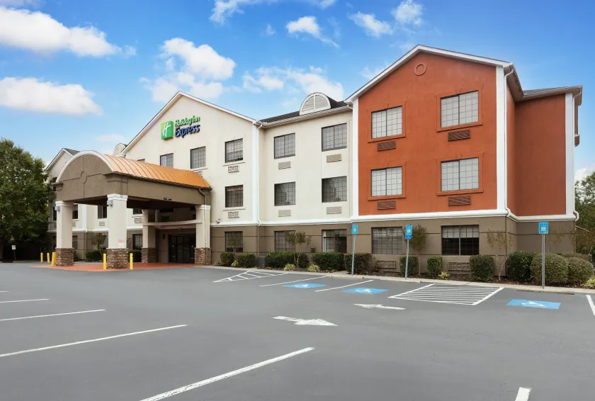 Holiday Inn Express & Suites Acworth - Kennesaw Northwest by IHG - Image 1