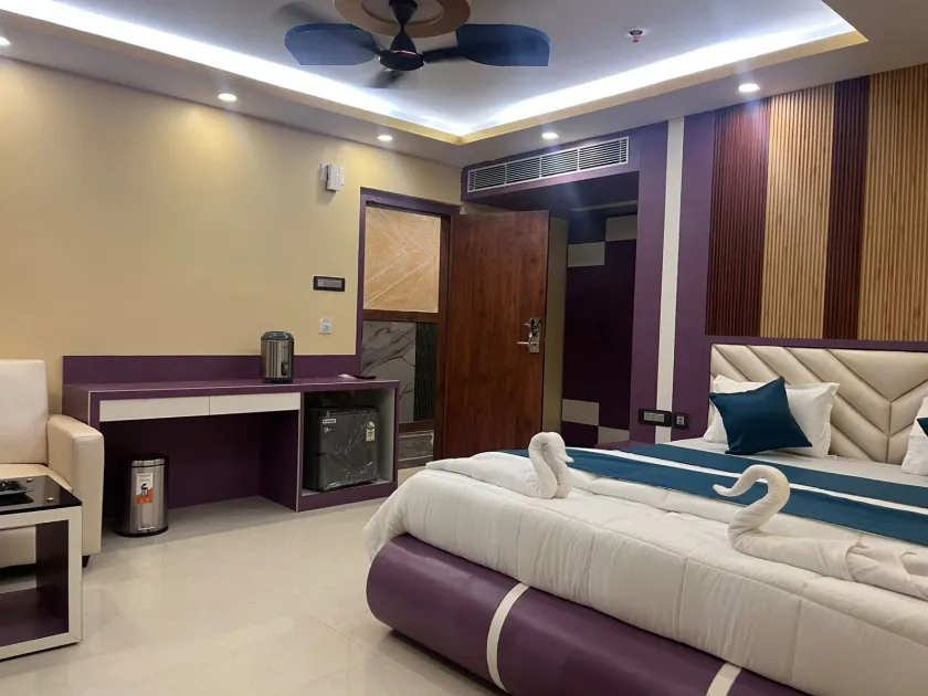 Royal Classic Hotel-A Unit of Ayan Group of Hotel And Resort - Room