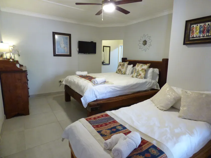 Tsumeb Backpackers & Safari - Image 1