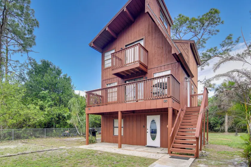 Lehigh Acres Home w/ Large Yard & Private Patio - Image 1