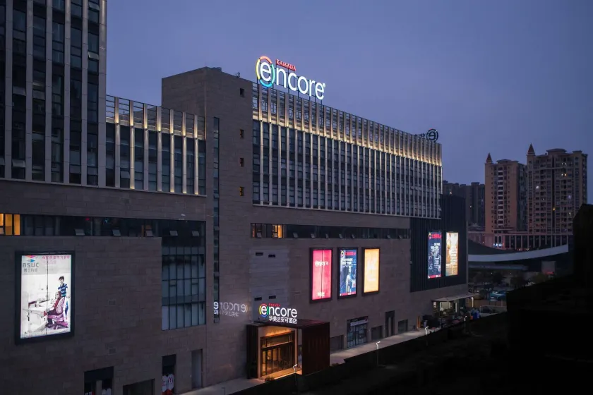 Jingtang Ramada Encore Hotel - Image 1