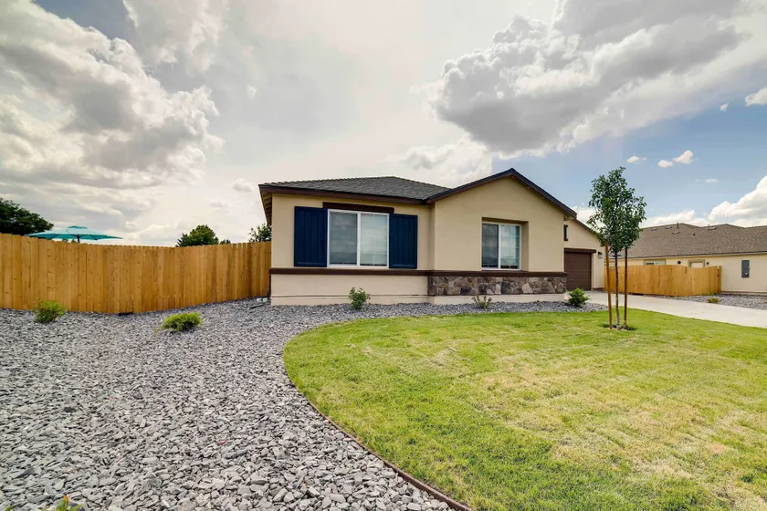 12 Mi to Reno: Hot Tub Haven in Sparks! - Interiör