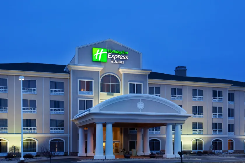 Holiday Inn Express Rockford-Loves Park by IHG - Image 1