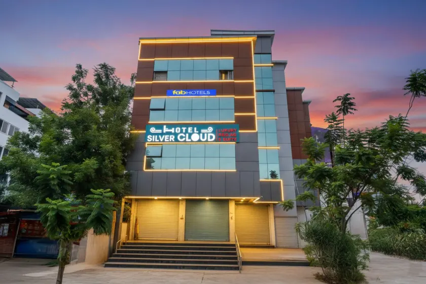 FabHotel Silver Cloud - Image 1