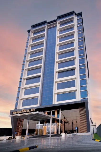 The Gate Hotel and Apartments - Image 1