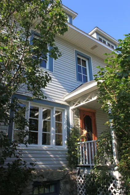 La Maison sous les Lilas - Image 1