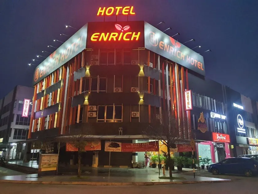 Enrich Hotel Setia Alam by uBook - Image 1