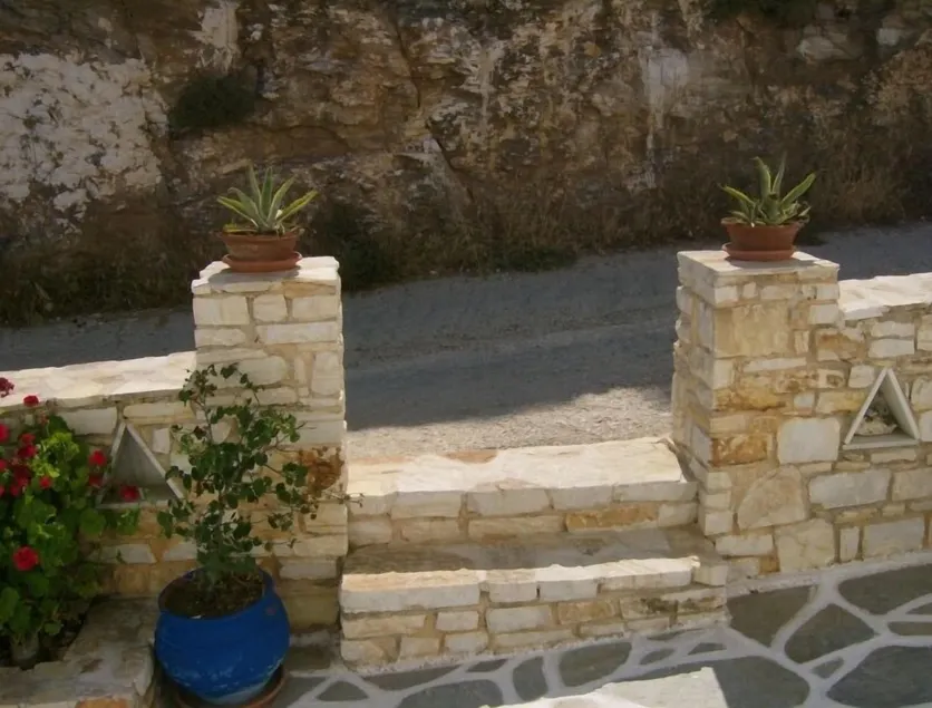 Athina's blue studios - Image 1