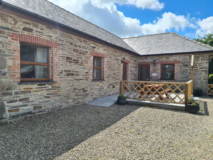 Swallow Cottage - Image 1