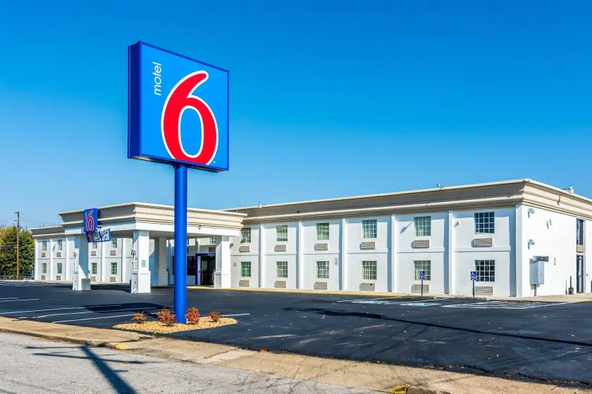 Motel 6 Petersburg, VA - Fort Lee - Image 1