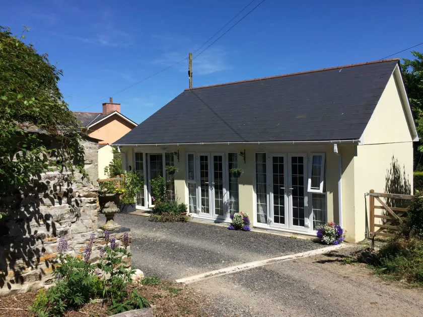 The Coach House - Image 1