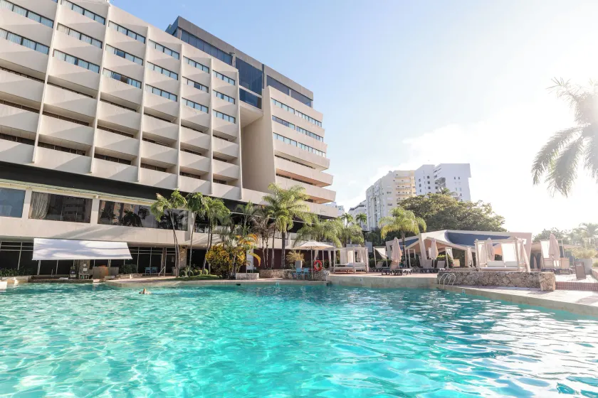 Dominican Fiesta Hotel - Image 1