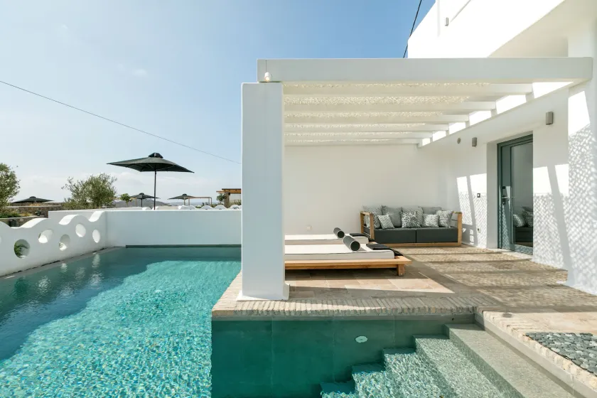 Portes Suites & Villas Mykonos - Image 1