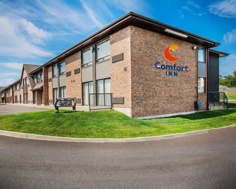 Comfort Inn - Image 1