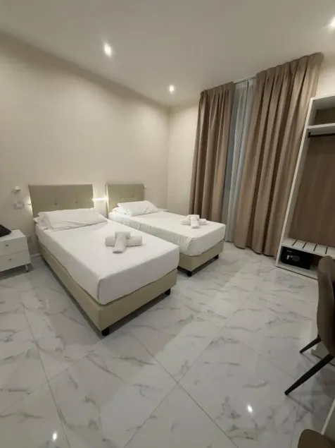 Hotel Margot - Image 1