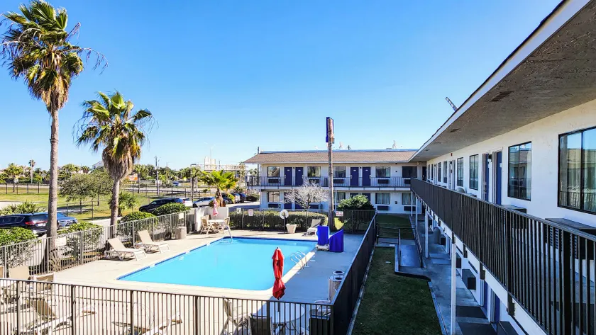 Motel 6-Galveston, TX - Image 1