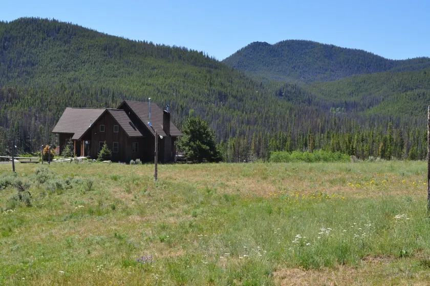 Homestake Lodge - Image 1