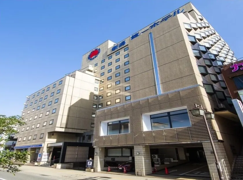 Niigata Daiichi Hotel - Image 1