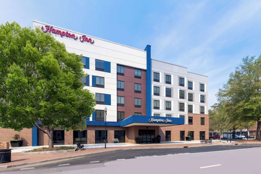 Hampton Inn Columbus Downtown, GA - Image 1