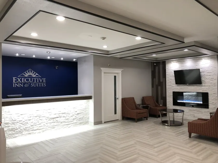 Executive Inn & Suites Joaquin - Lobby