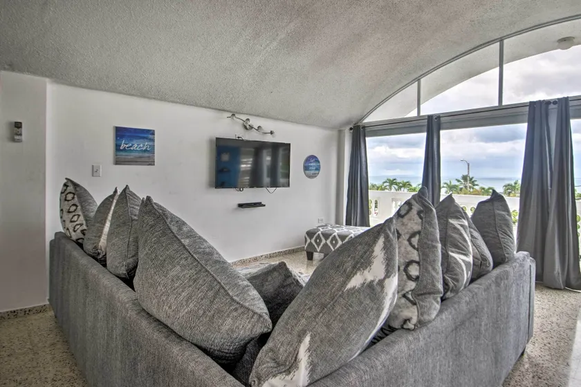 ¡NUEVO! Puerto Rico Paradise w / Bay Views + Balcony! - Image 1