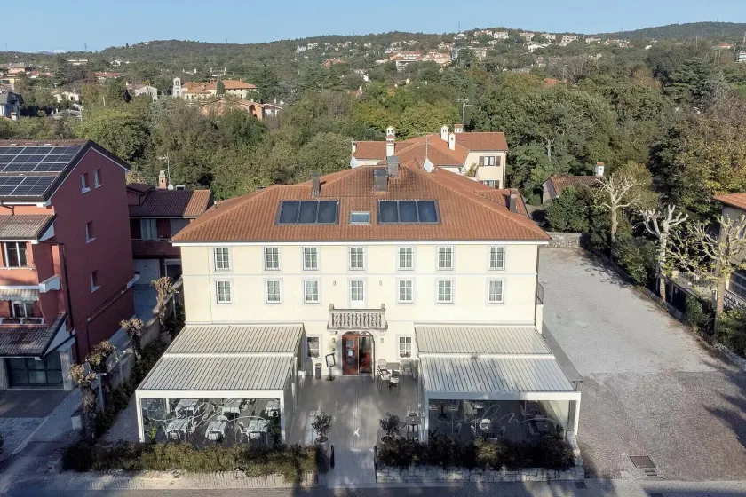 Hotel Eden - Image 1