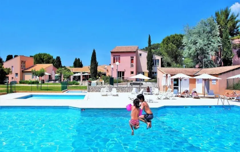 Village vacances Le Hameau des Oliviers - Image 1