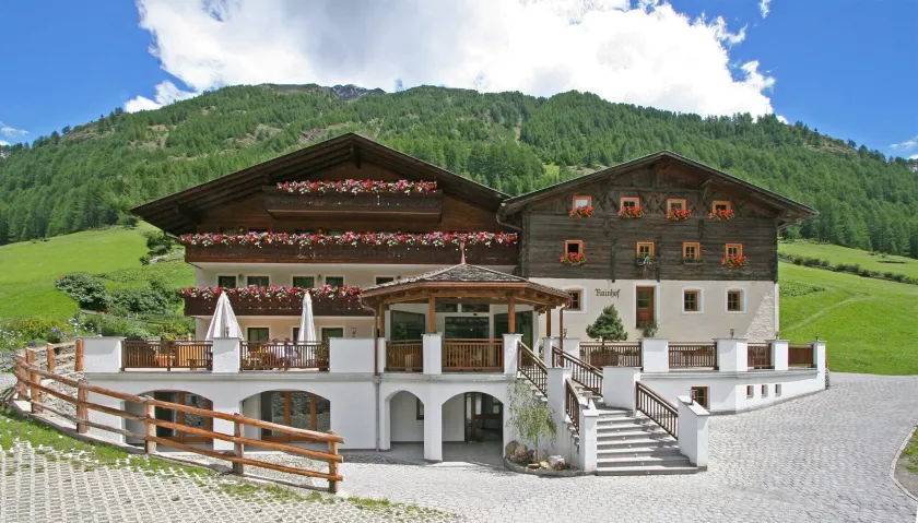 Hotel Rainhof - Image 1