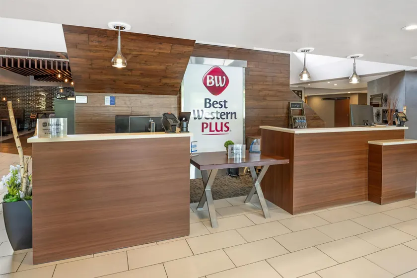Best Western Plus Miamisburg-Dayton Suites, Banquets & Hotel - Lobby
