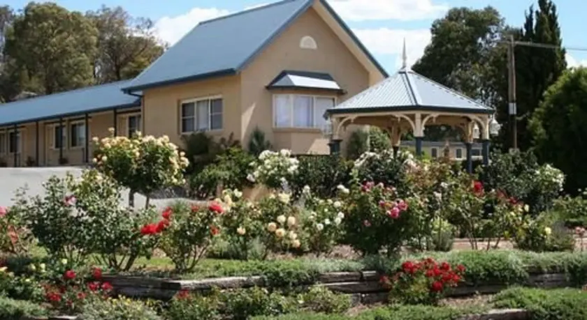 Willows Motel Goulburn - Image 1