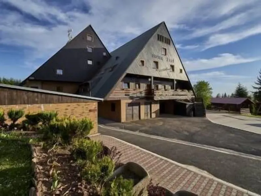 Hotel Žalý - Image 1