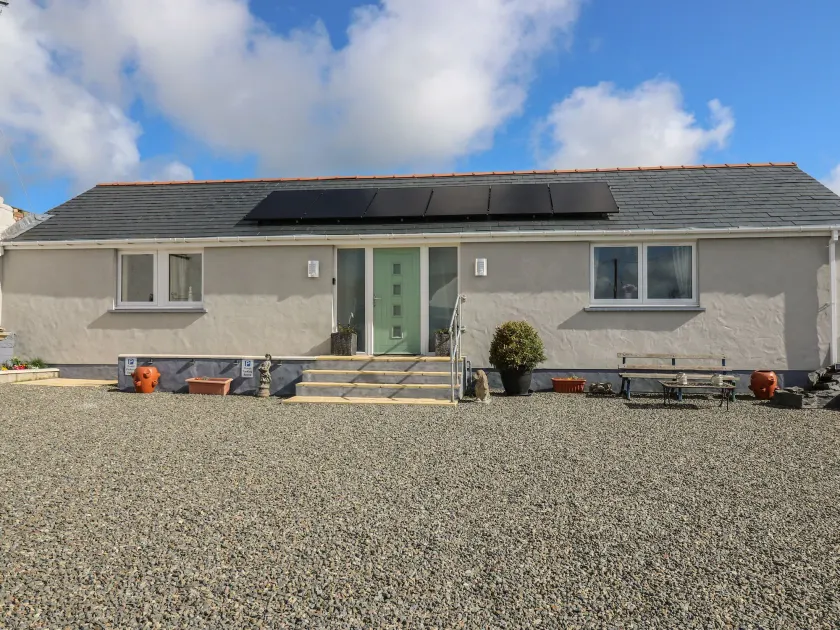Brynteg Cottage - Image 1