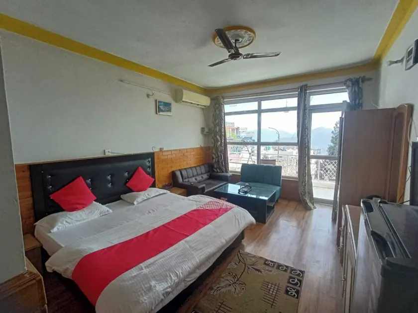 7-High Rock Hotel - Image 1