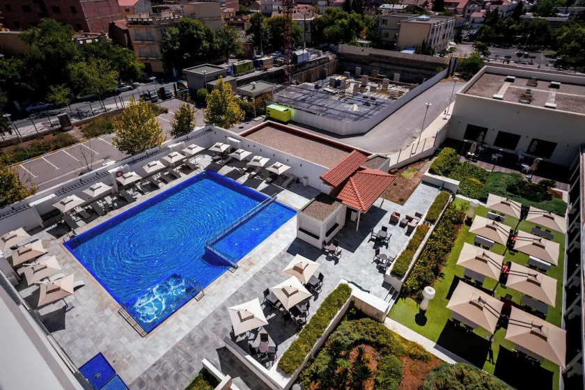 Noxi Hotel - Image 1