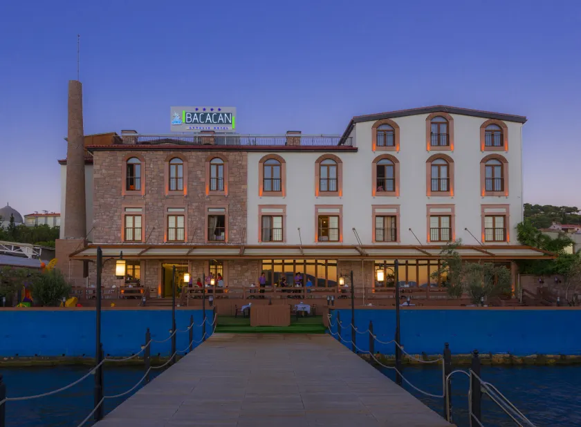 Bacacan Otel - Image 1
