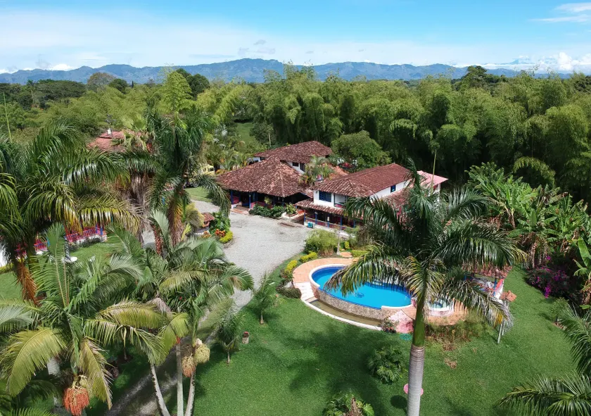 El Percal Hacienda Hotel - Image 1