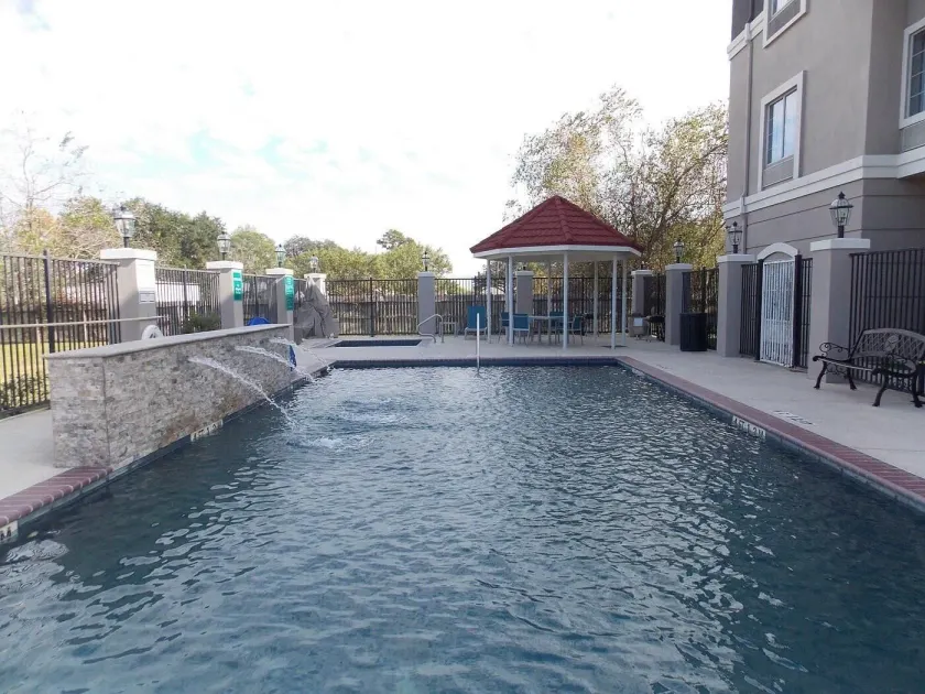 Quality Inn and Suites - Image 1