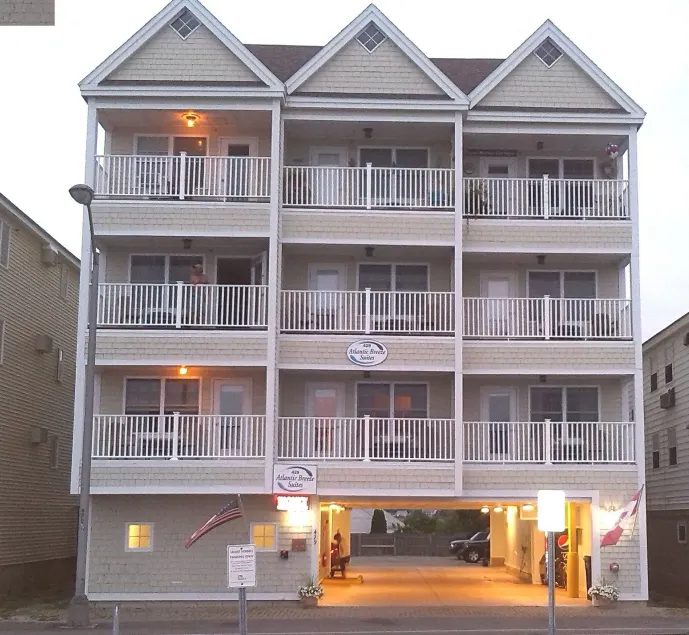 Atlantic Breeze Suites - Image 1