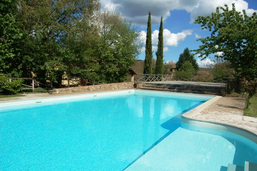 Three-room Apartment on the Outskirts of Chianti - Image 1