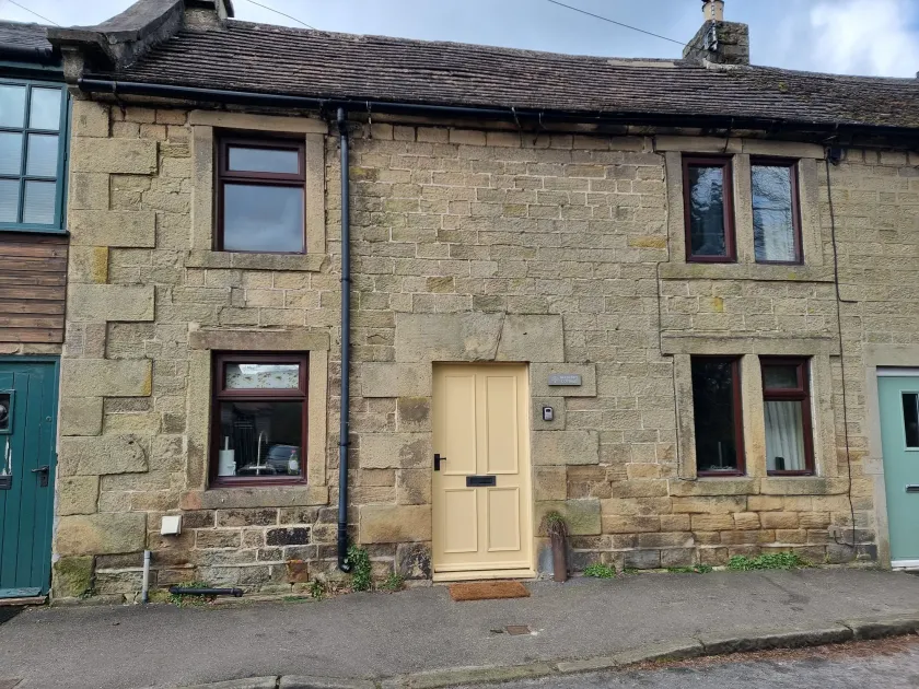 Mulberry Cottage - Image 1