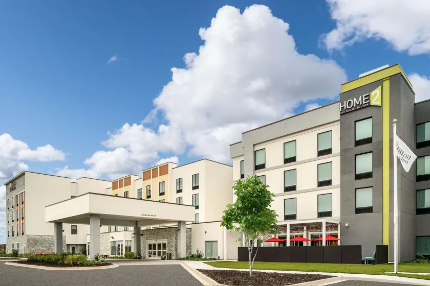 Home2 Suites by Hilton Brunswick - Image 1